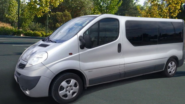 Rent a Car Cluj - Opel Vivaro Rent a Car Cluj - Opel Vivaro